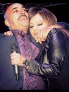 lupillo-rivera-jenni-rivera_300x400_44